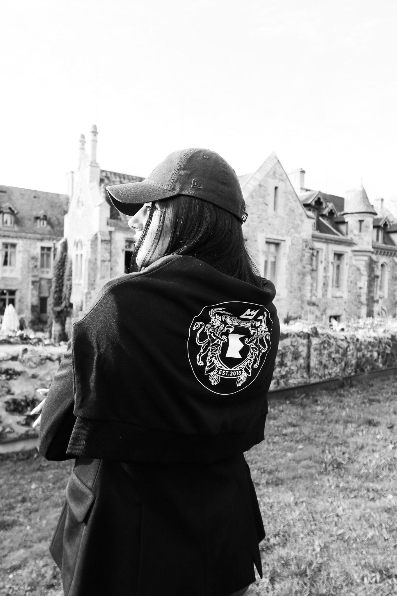 Crest Sweatshirt - EMMYDEVEAUX