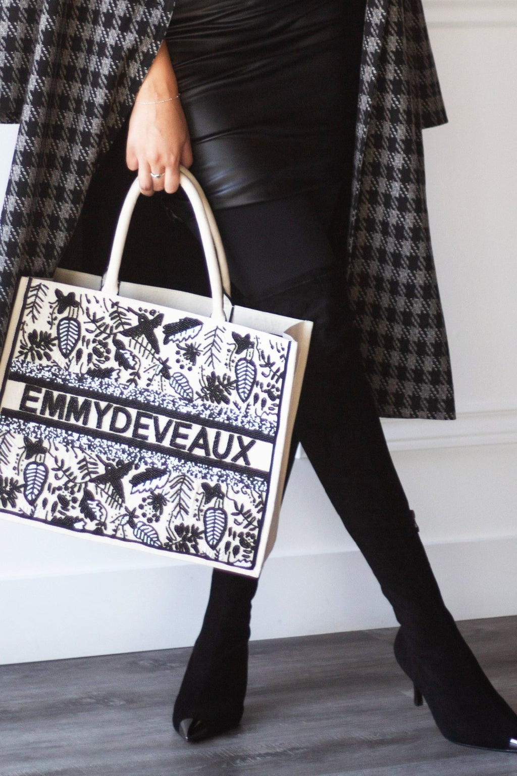 Handmade Beaded Tote - EMMYDEVEAUX