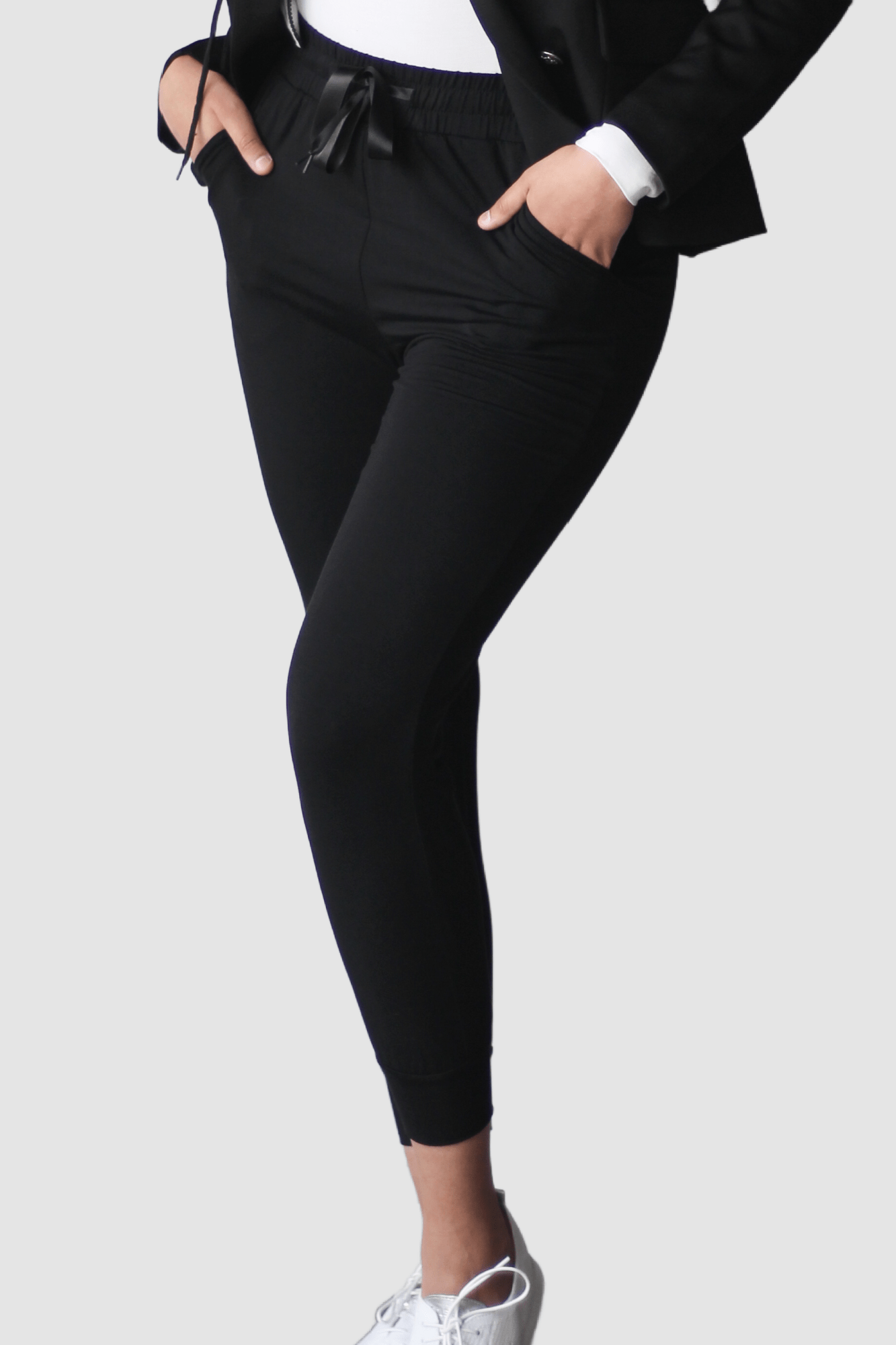 Lounge Joggers - EMMYDEVEAUX