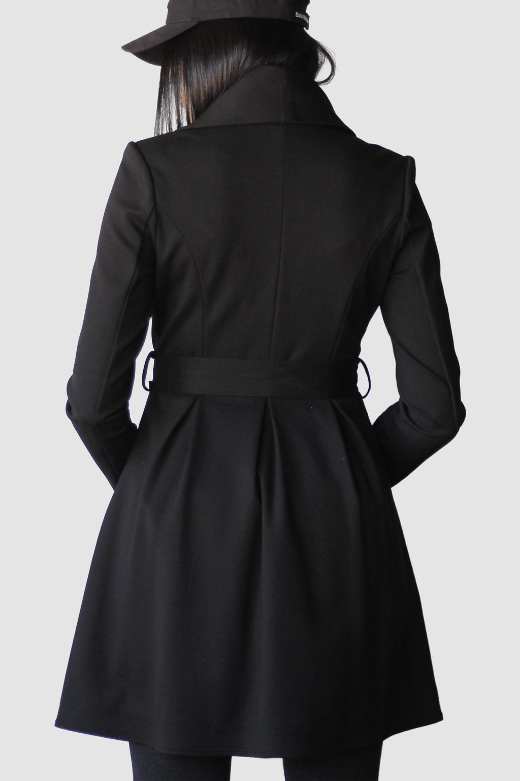 The Hana - EMMYDEVEAUX