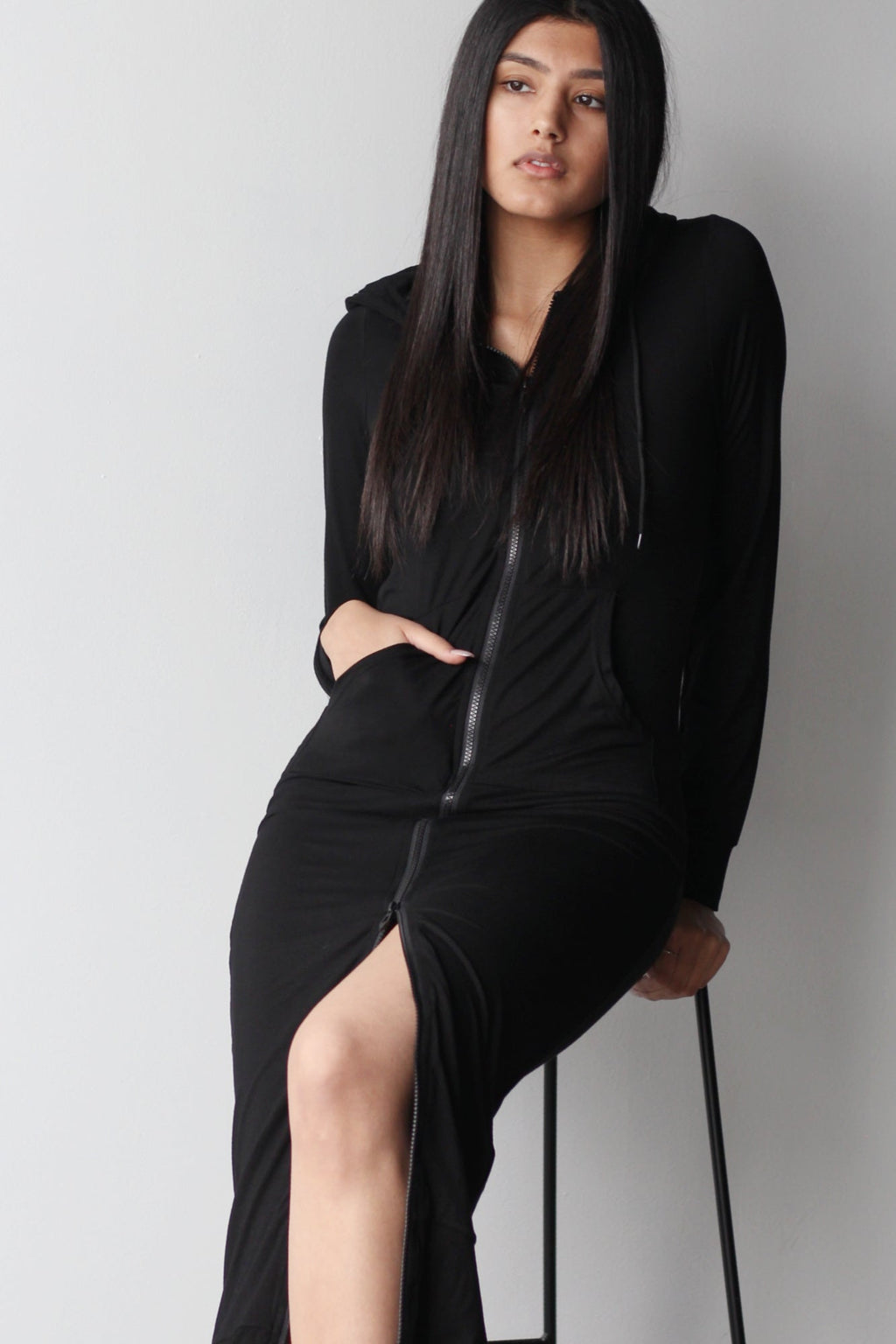 The Long Hoodie - EMMYDEVEAUX